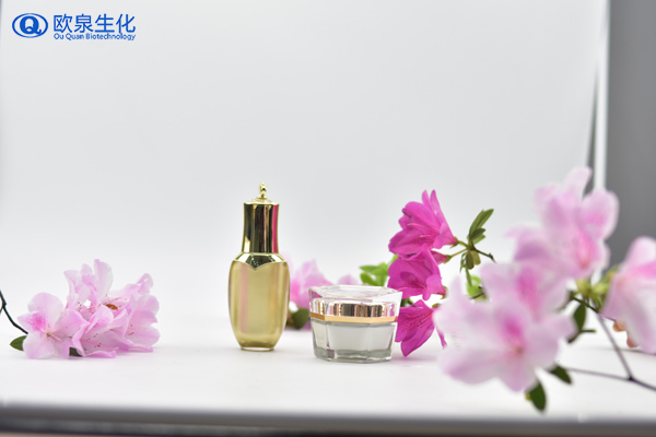 你的臉上為什么會(huì)一直出油？